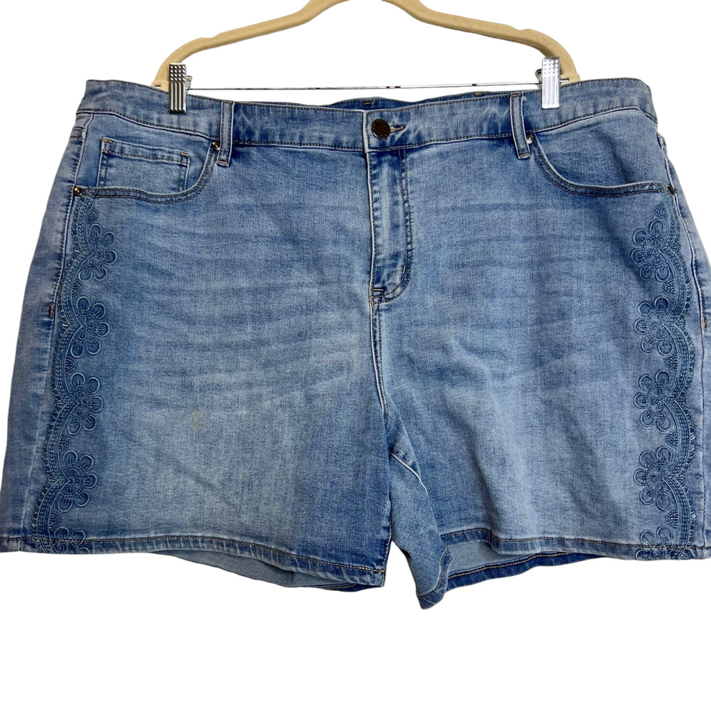 Lane Bryant Womens Denim Shorts Size 22 Mid Rise Boyfriend Midi Embroidered